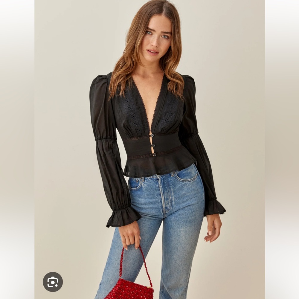 Meadowlark Top